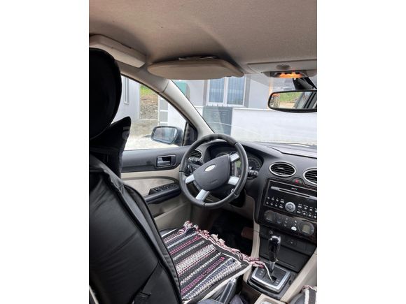 Sahibinden Ford Focus 1.6 Ghia 2006 Model