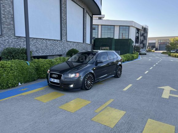 Galeriden Audi A3 Sportback 1.6 Attraction 2011 Model Sakarya
