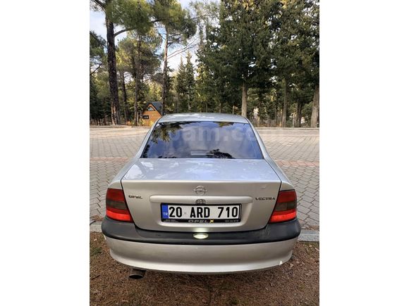 Hatasız Opel Vectra 2.0 CD 1999 Model 