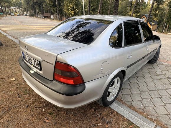 Hatasız Opel Vectra 2.0 CD 1999 Model 