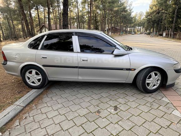 Hatasız Opel Vectra 2.0 CD 1999 Model 