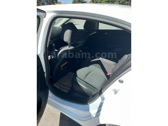Öğretmenden Renault Megane 1.5 dCi Touch 2016 Model - Çok Temiz