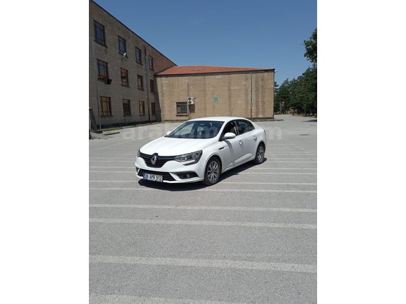 Öğretmenden Renault Megane 1.5 dCi Touch 2016 Model - Çok Temiz