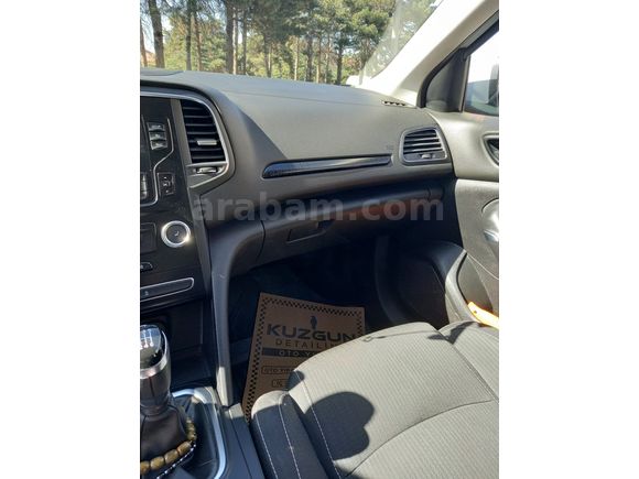 Öğretmenden Renault Megane 1.5 dCi Touch 2016 Model - Çok Temiz