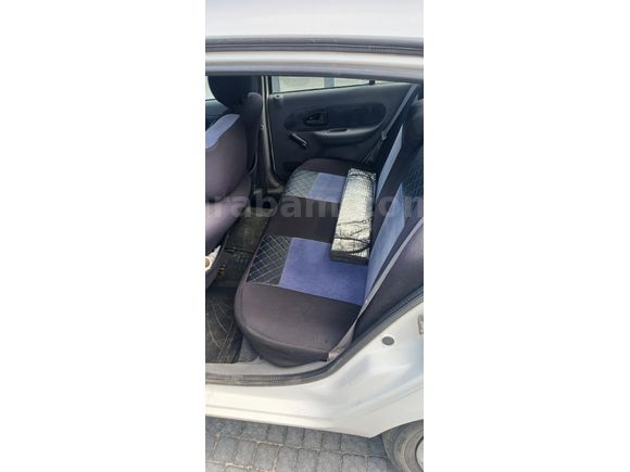 Sahibinden Renault Clio 1.4 RNA 2002 Model Mersin