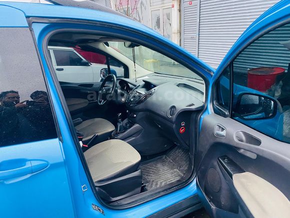 OTOMOBİL RUHSATLI Courier 1.6 TDCi Titanium Plus EN FULL MODELİ 2014