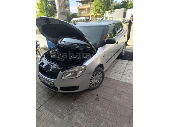 155000 de OTOMATİK Skoda Fabia 1.6 Classic 2009 Model