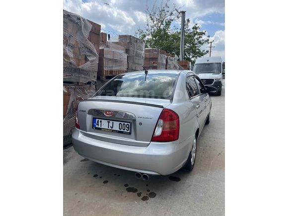 Sahibinden Hyundai Accent Era 1.4 Team 2009 Model 