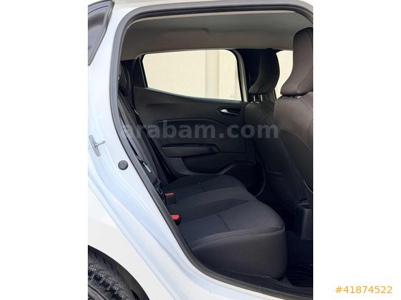 HATASIZ BOYASIZ SERVİS BAKIMLI 2023 CLİO 1.0TCE TOUCH+110.000 KM