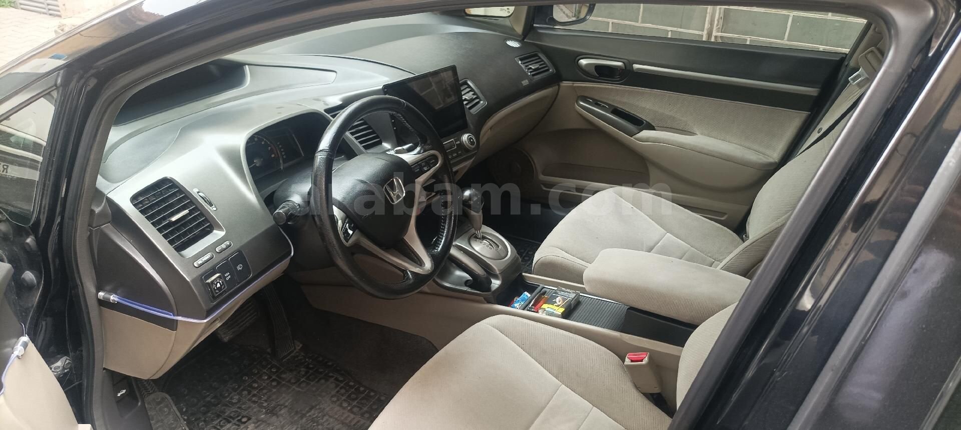 Honda Civic Elegance 2011 6