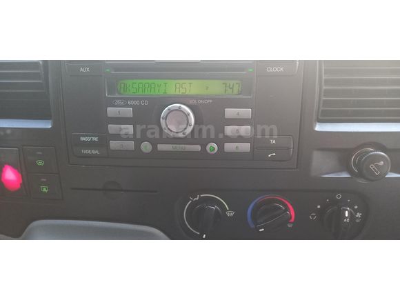 6İLERİ VİTES. ARKADAN İTİŞ. MOTOR YÜZDE 80, KASASI DÜZGÜN
