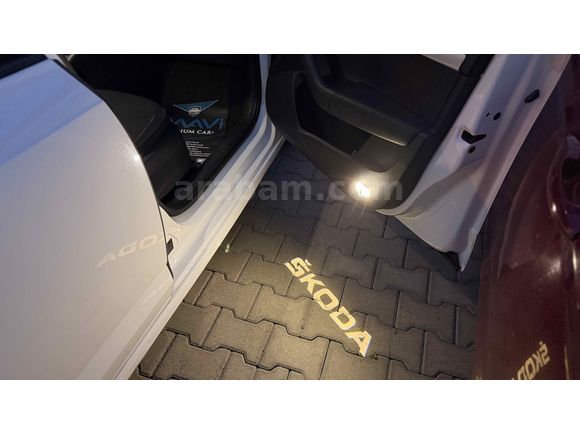 2017 OCTAVIA HATASIZ 18" BRAGA, AMBİYANS, CARPLAY&ANDROID AUTO