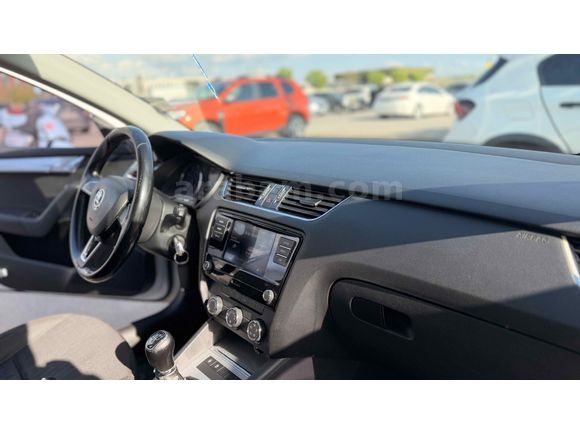 2017 OCTAVIA HATASIZ 18" BRAGA, AMBİYANS, CARPLAY&ANDROID AUTO