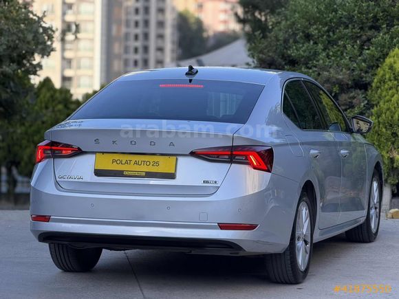 İLK ELDEN 2024 SKODA OCTAVİA 1.5 E-TEC PREMİUM HYBRİD 17.200 KM