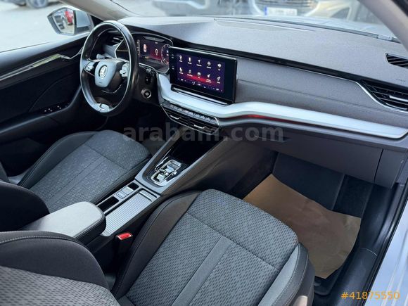 İLK ELDEN 2024 SKODA OCTAVİA 1.5 E-TEC PREMİUM HYBRİD 17.200 KM