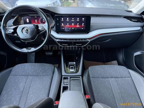 İLK ELDEN 2024 SKODA OCTAVİA 1.5 E-TEC PREMİUM HYBRİD 17.200 KM