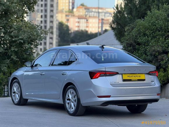 İLK ELDEN 2024 SKODA OCTAVİA 1.5 E-TEC PREMİUM HYBRİD 17.200 KM