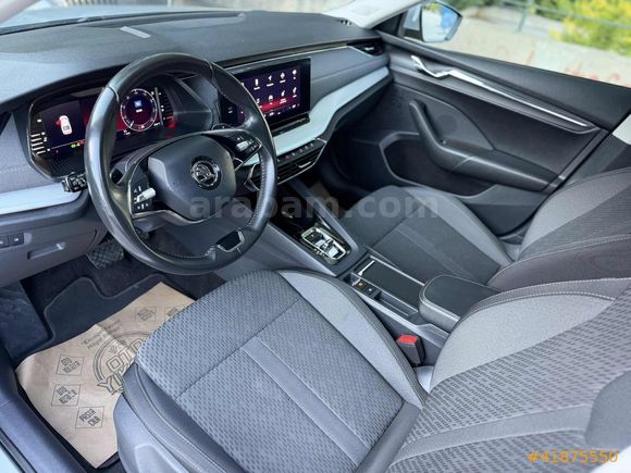 İLK ELDEN 2024 SKODA OCTAVİA 1.5 E-TEC PREMİUM HYBRİD 17.200 KM