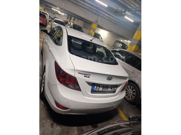 Sahibinden Hyundai Accent Blue 1.6 CRDI Mode Plus 2015 Model