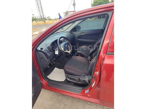 Sahibinden Hyundai i30 1.6 CRDi Select 2009 Model