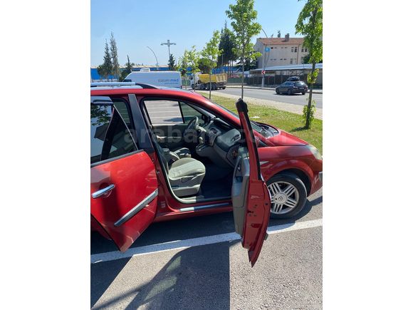 Sahibinden Renault Scenic 1.6 Privilege 2007 Model 