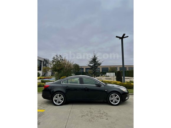 Opel Insignia 1.4 T Edition Elegance 2012 Model 