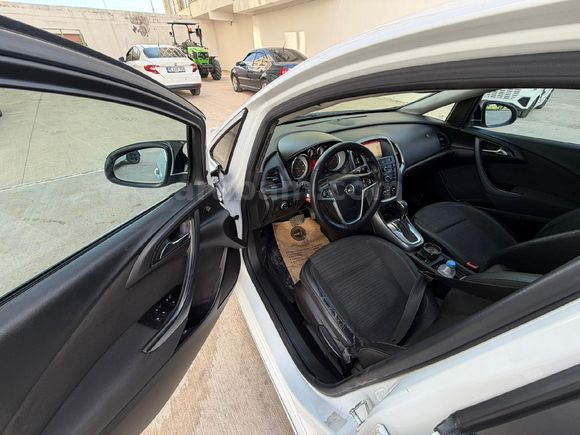 otomatik vites 2017 1.6 dizel astra acil satılık