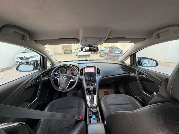 otomatik vites 2017 1.6 dizel astra acil satılık