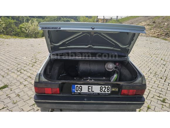 hatasız boyasız orjinal 181 bin de. ok gibi araba