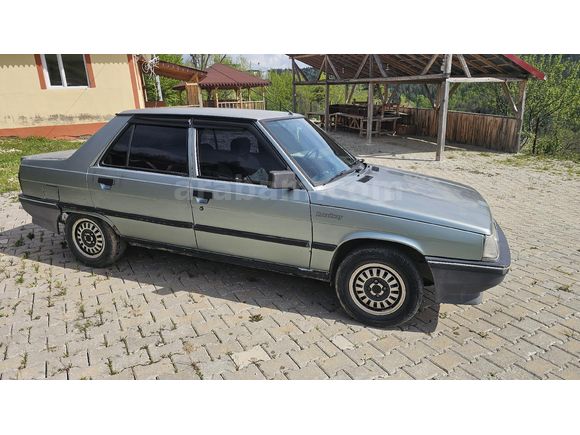 hatasız boyasız orjinal 181 bin de. ok gibi araba