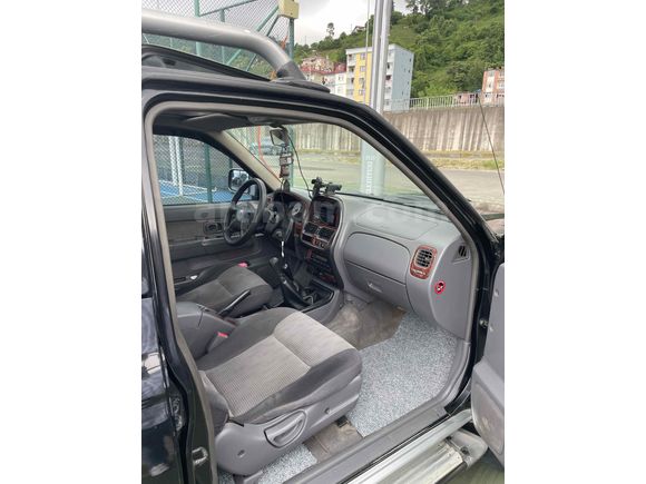 Sahibinden Nissan Skystar 4x4 2004 Model 