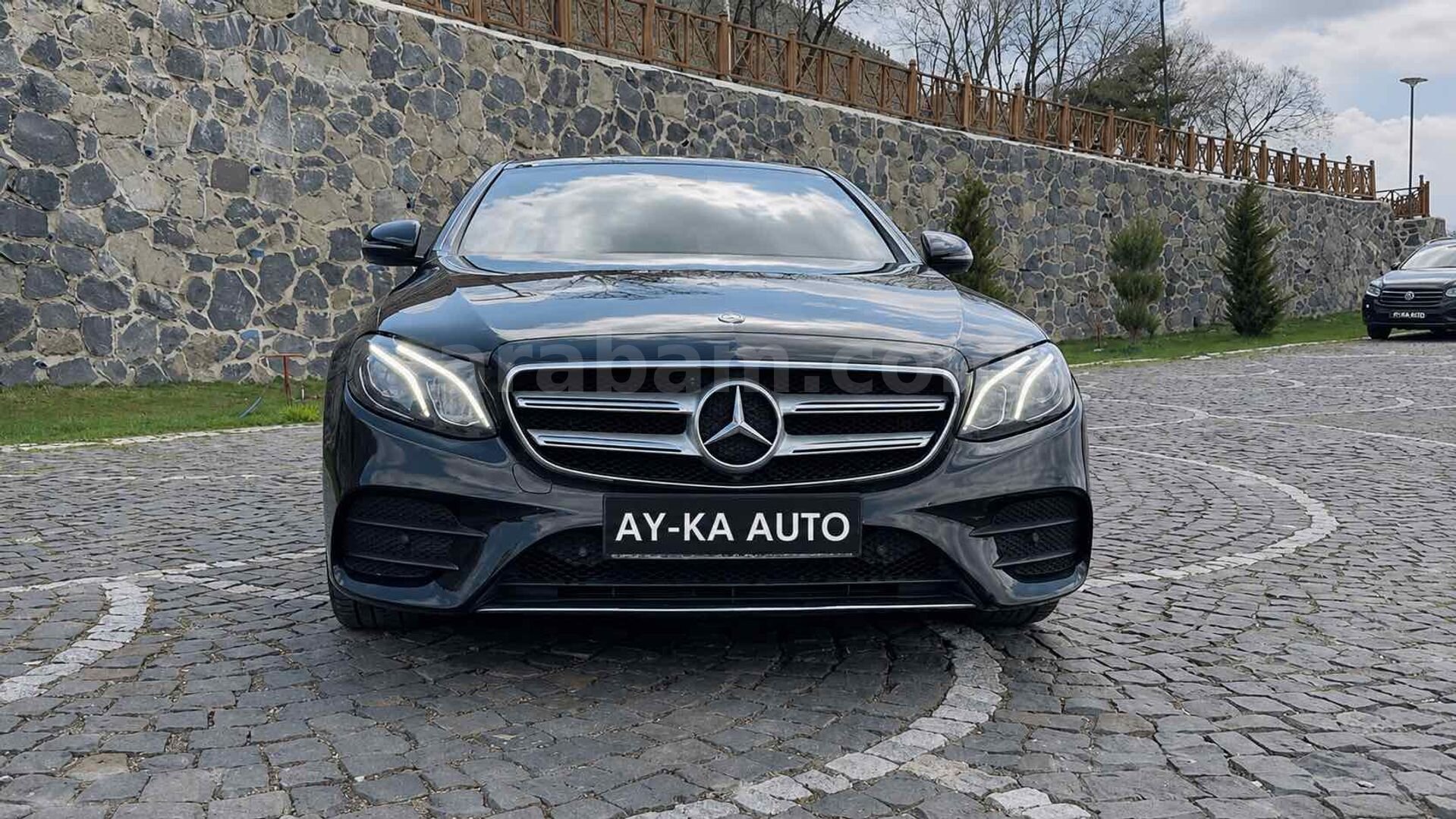 Galeriden Mercedes - Benz E 180 AMG 2018 Model Erzurum 134.000 km Siyah 3