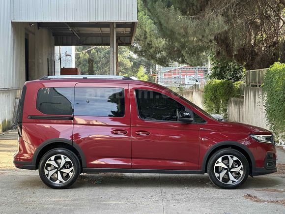 Sahibinden Ford Tourneo Connect 2.0 EcoBlue Active 2024 Model 