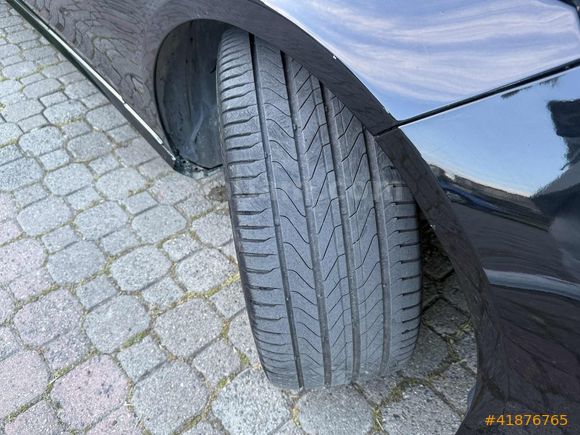 ''GALERİ SARIYER'' MERCEDES E 180 EDİTİON E BENZİN OTOMATİK