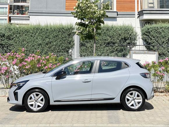 Galeriden Renault Clio 1.0 TCe Evolution 2025 Model Tekirdağ