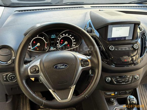 2023 MODEL COURIER TITANIUM PLUS 36.000KM HATASIZ İLK ELDEN SRVS