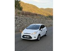 Sahibinden Ford Fiesta 1.4 TDCi Titanium X 2012 Model  133.000 km Beyaz