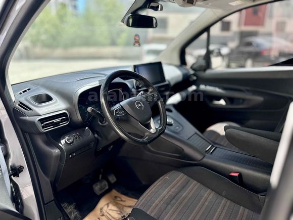 Sahibinden Opel Combo 1.5 CDTI Ultimate 2023 Model 