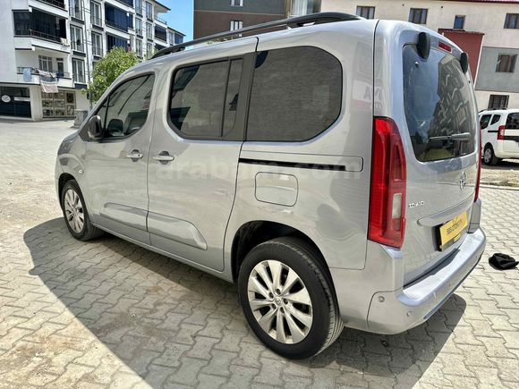 Sahibinden Opel Combo 1.5 CDTI Ultimate 2023 Model 