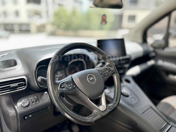 Sahibinden Opel Combo 1.5 CDTI Ultimate 2023 Model 