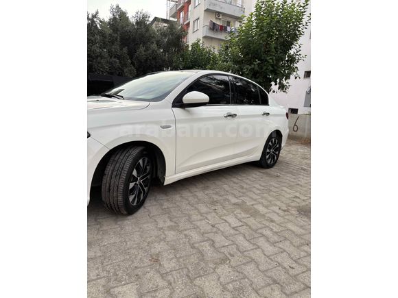 Sahibinden Boyasız Fiat Egea 1.6 E-Torq Lounge 2016 Model Hatay