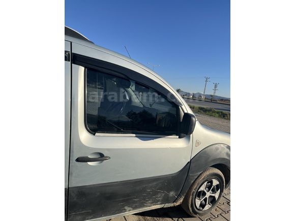 Sahibinden Renault Kangoo 1.5 dCi Expression 2011 Model