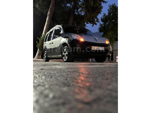 Sahibinden Renault Kangoo 1.5 dCi Expression 2011 Model