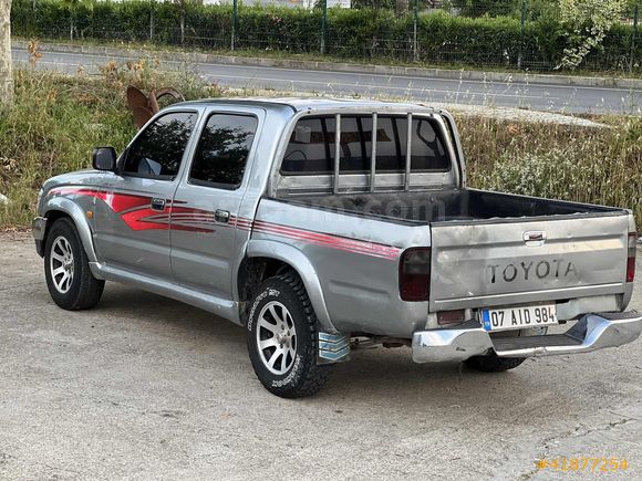 KLİMALI 2003 TOYOTA HİLÜX 2.4 D