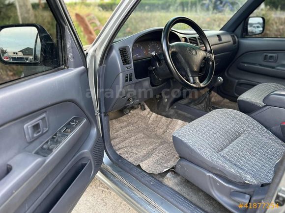 KLİMALI 2003 TOYOTA HİLÜX 2.4 D
