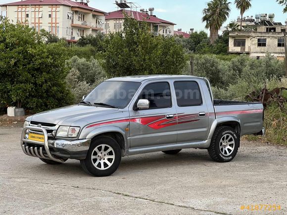 KLİMALI 2003 TOYOTA HİLÜX 2.4 D