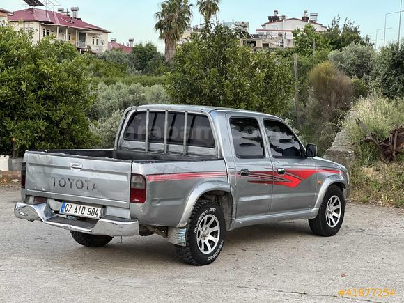 KLİMALI 2003 TOYOTA HİLÜX 2.4 D