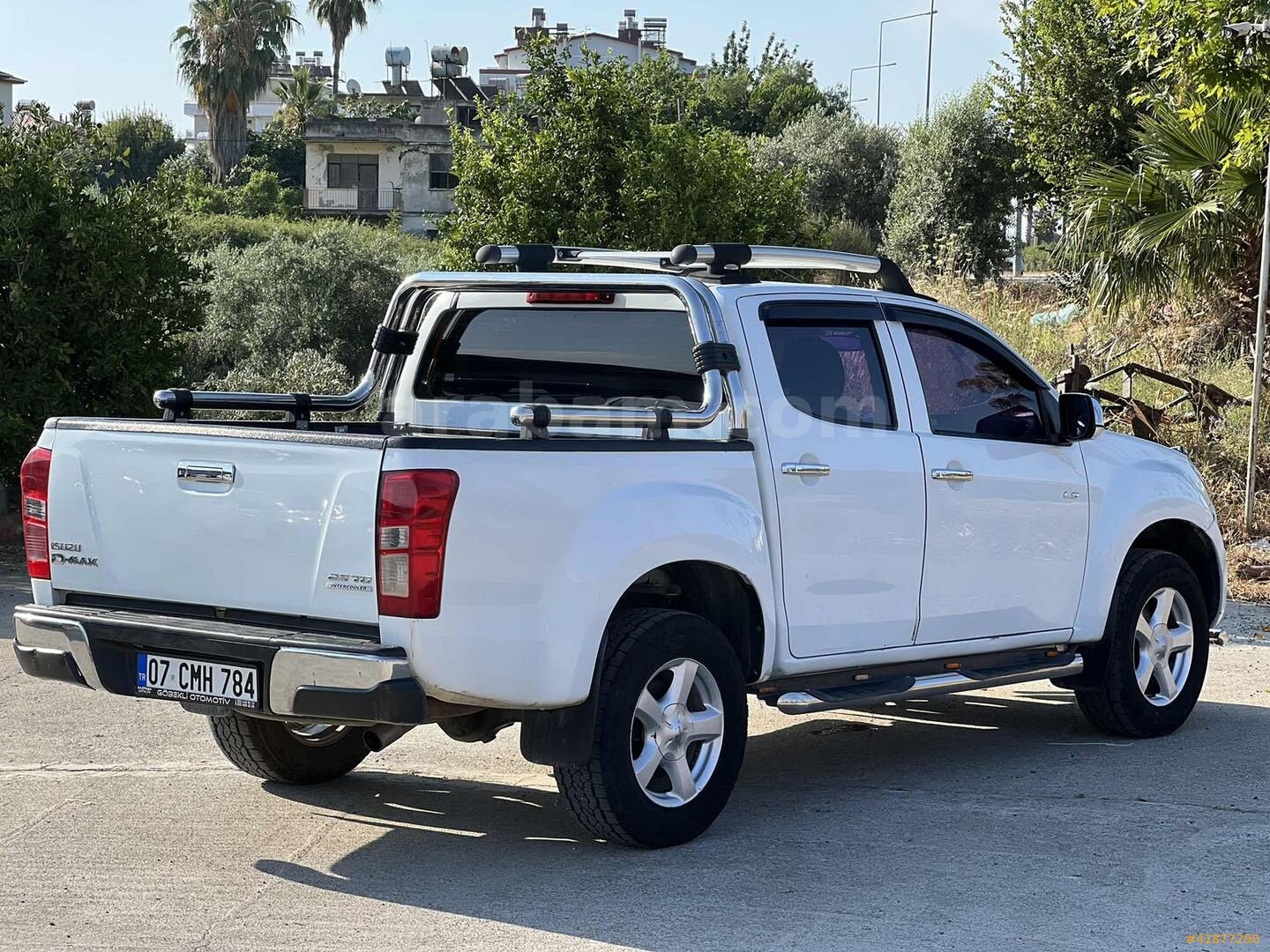 Galeriden Isuzu D-Max 2.5 4x2 2013 Model Antalya 306.000 km Beyaz 6