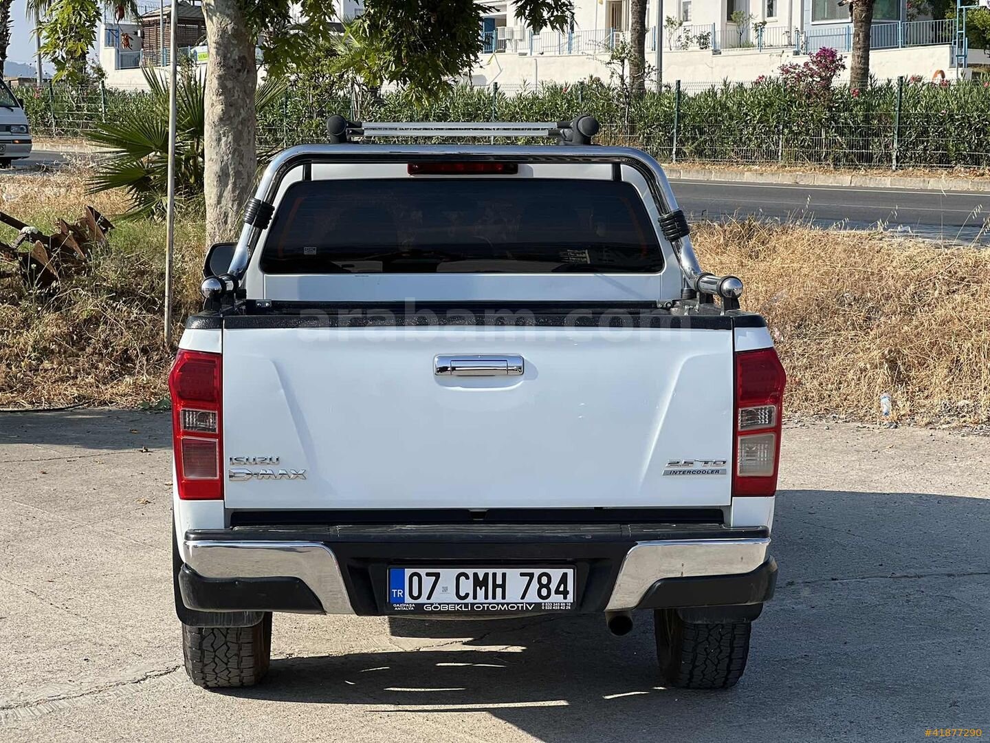 Galeriden Isuzu D-Max 2.5 4x2 2013 Model Antalya 306.000 km Beyaz 5