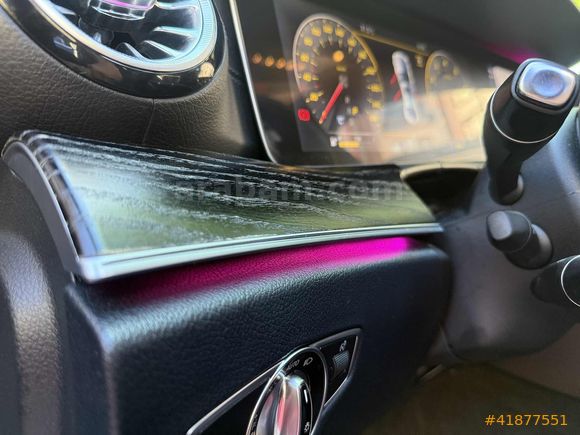FUR CAR'DAN MERCEDES E180 AMG CAM TAVAN COMMAND ÖZEL TC PLAKA
